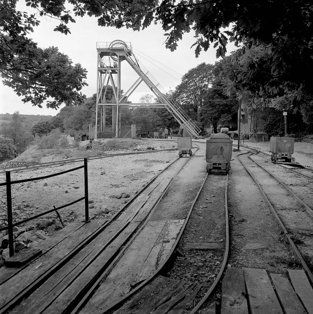 Olwyn Goch shaft head layout 1977
